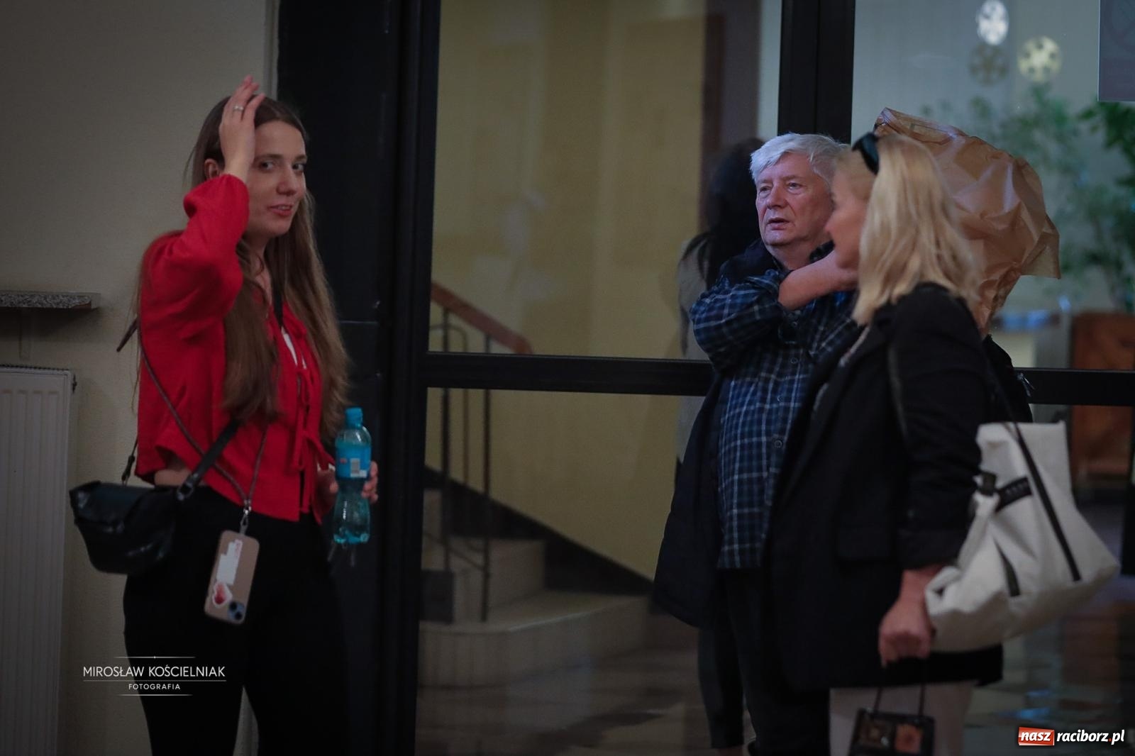 Zdjęcie w galerii na portalu naszraciborz.pl: Benefis Elżbiety i Andrzeja Biskupów w Raciborzu – muzyka, teatr i wspomnienia [FOTO] wiadomości z regionu