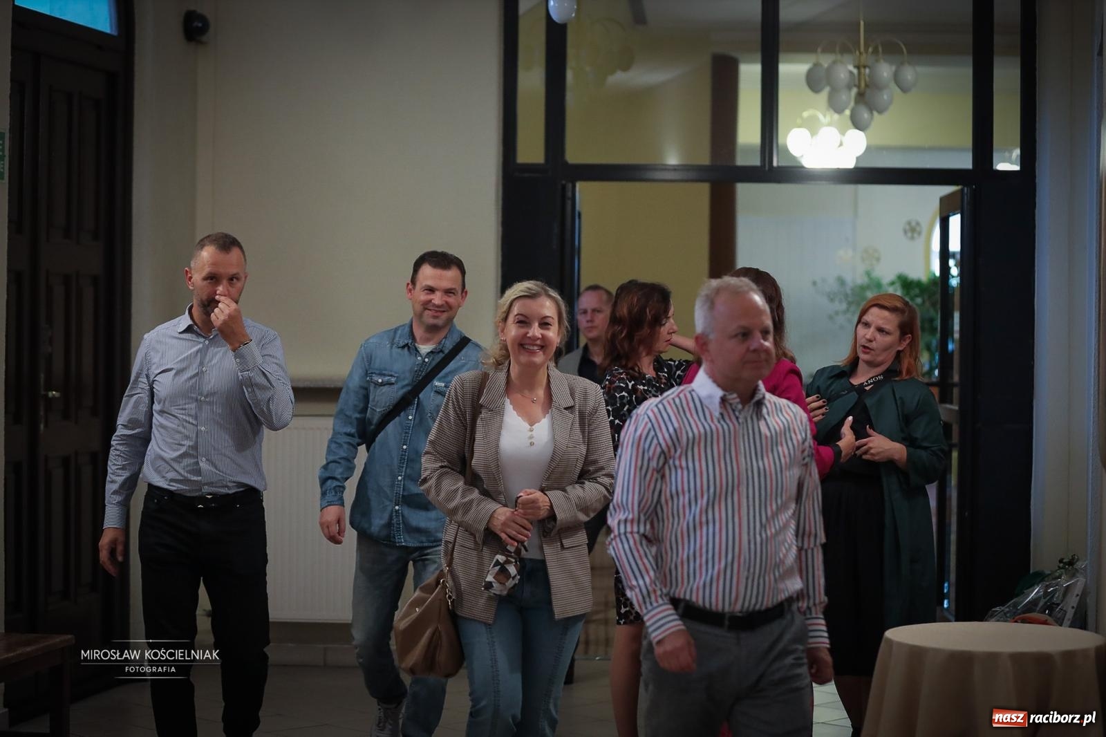 Zdjęcie w galerii na portalu naszraciborz.pl: Benefis Elżbiety i Andrzeja Biskupów w Raciborzu – muzyka, teatr i wspomnienia [FOTO] wiadomości z regionu