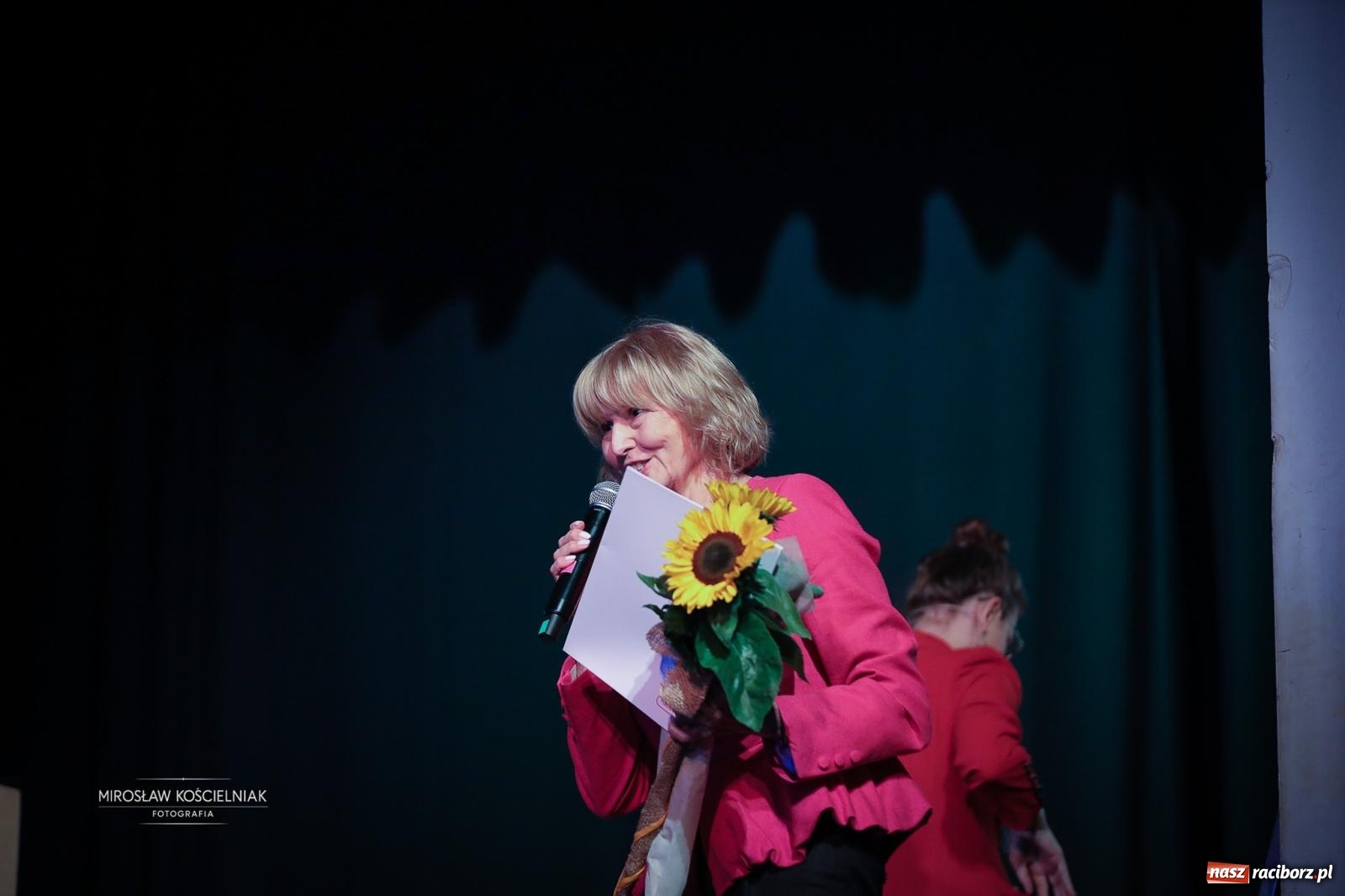 Zdjęcie w galerii na portalu naszraciborz.pl: Benefis Elżbiety i Andrzeja Biskupów w Raciborzu – muzyka, teatr i wspomnienia [FOTO] wiadomości z regionu