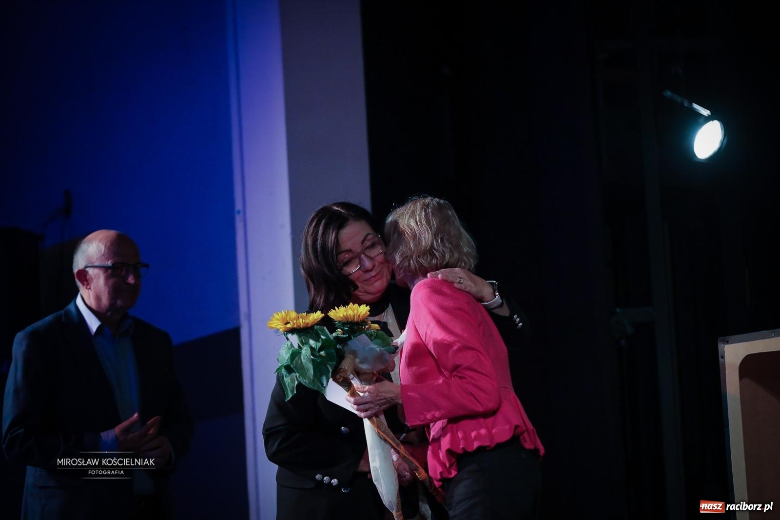 Zdjęcie w galerii na portalu naszraciborz.pl: Benefis Elżbiety i Andrzeja Biskupów w Raciborzu – muzyka, teatr i wspomnienia [FOTO] wiadomości z regionu