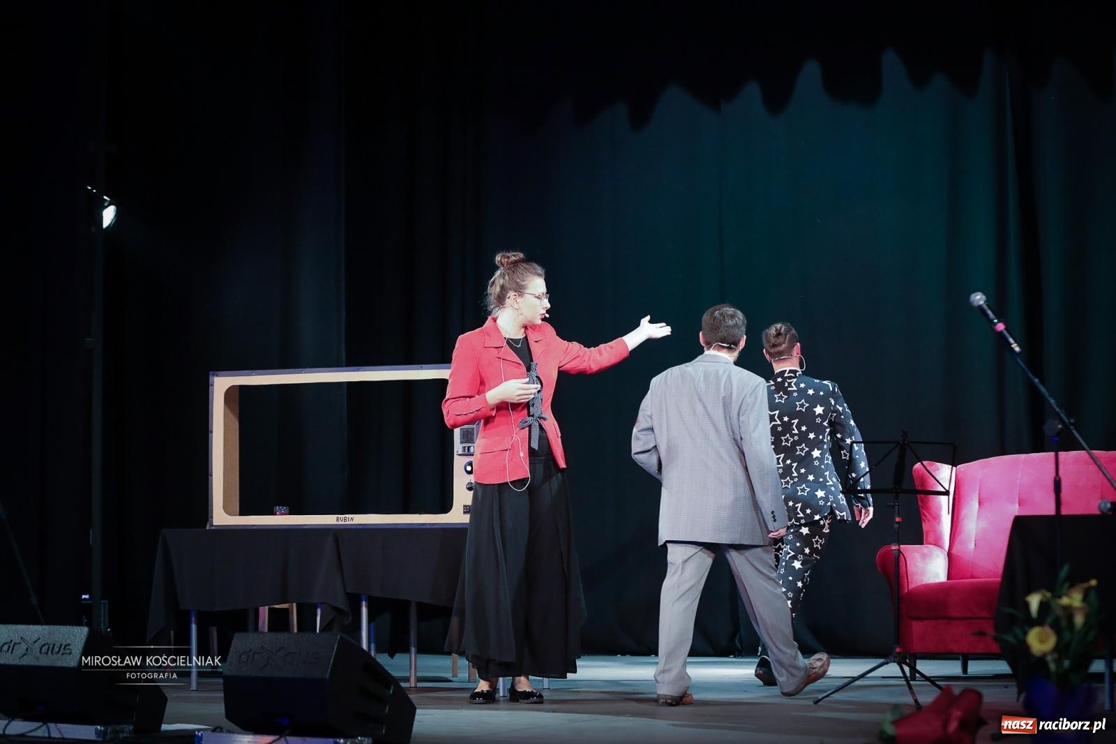 Zdjęcie w galerii na portalu naszraciborz.pl: Benefis Elżbiety i Andrzeja Biskupów w Raciborzu – muzyka, teatr i wspomnienia [FOTO] wiadomości z regionu