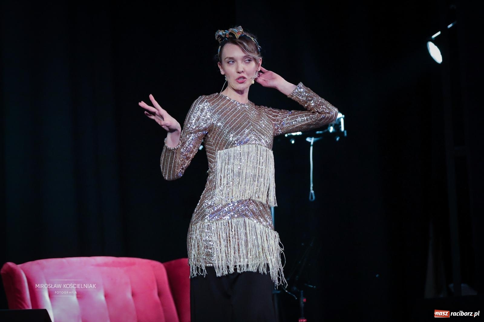 Zdjęcie w galerii na portalu naszraciborz.pl: Benefis Elżbiety i Andrzeja Biskupów w Raciborzu – muzyka, teatr i wspomnienia [FOTO] wiadomości z regionu