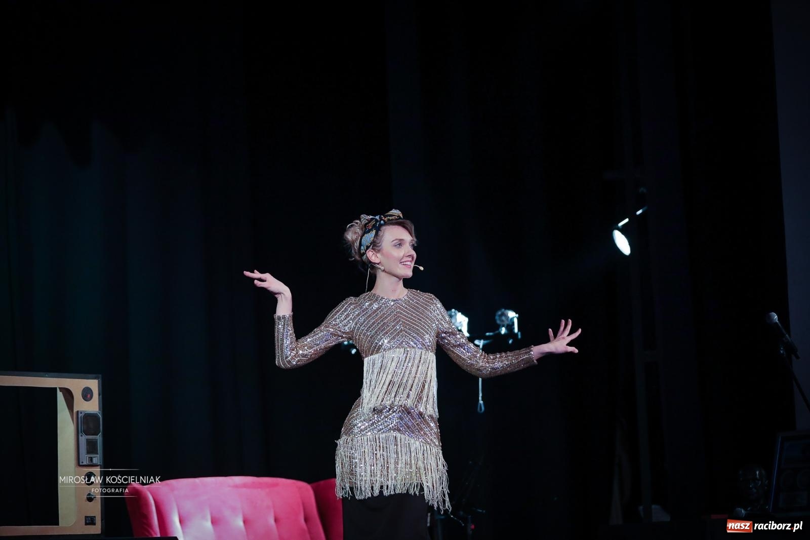 Zdjęcie w galerii na portalu naszraciborz.pl: Benefis Elżbiety i Andrzeja Biskupów w Raciborzu – muzyka, teatr i wspomnienia [FOTO] wiadomości z regionu