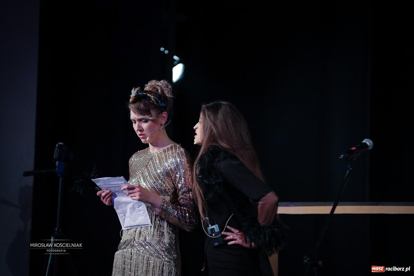 Zdjęcie w galerii na portalu naszraciborz.pl: Benefis Elżbiety i Andrzeja Biskupów w Raciborzu – muzyka, teatr i wspomnienia [FOTO] wiadomości z regionu