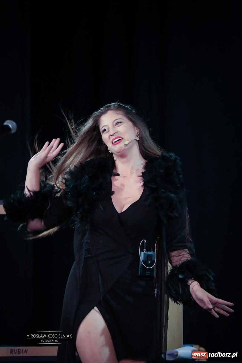 Zdjęcie w galerii na portalu naszraciborz.pl: Benefis Elżbiety i Andrzeja Biskupów w Raciborzu – muzyka, teatr i wspomnienia [FOTO] wiadomości z regionu