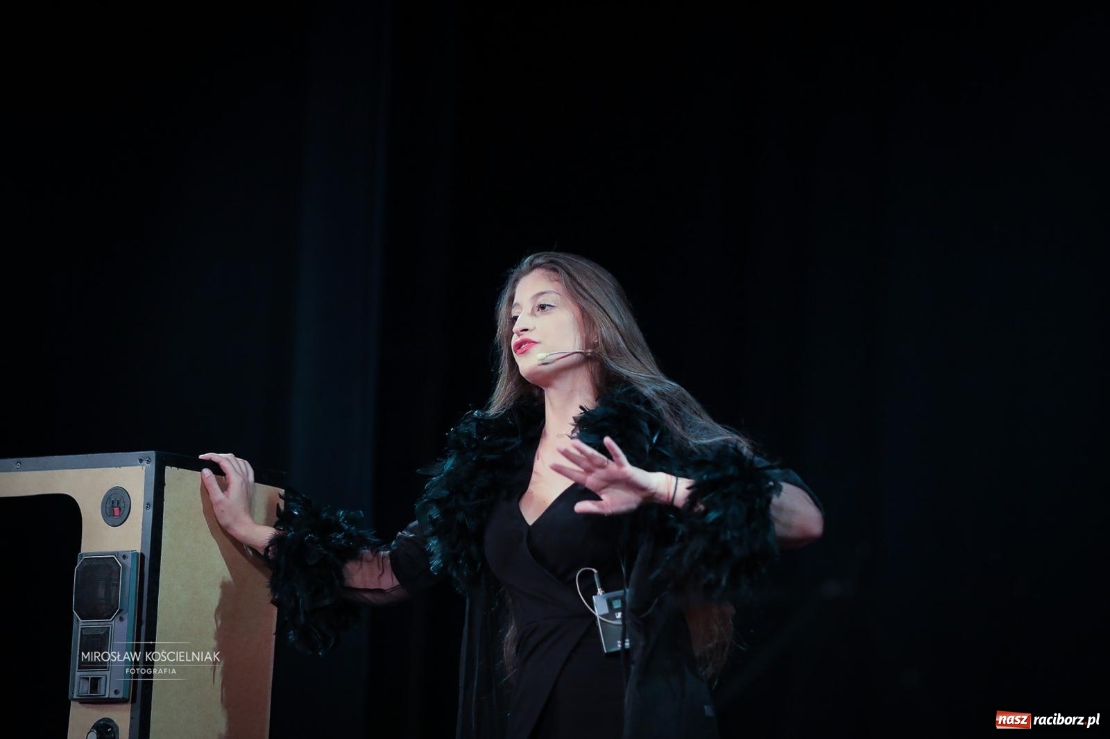 Zdjęcie w galerii na portalu naszraciborz.pl: Benefis Elżbiety i Andrzeja Biskupów w Raciborzu – muzyka, teatr i wspomnienia [FOTO] wiadomości z regionu