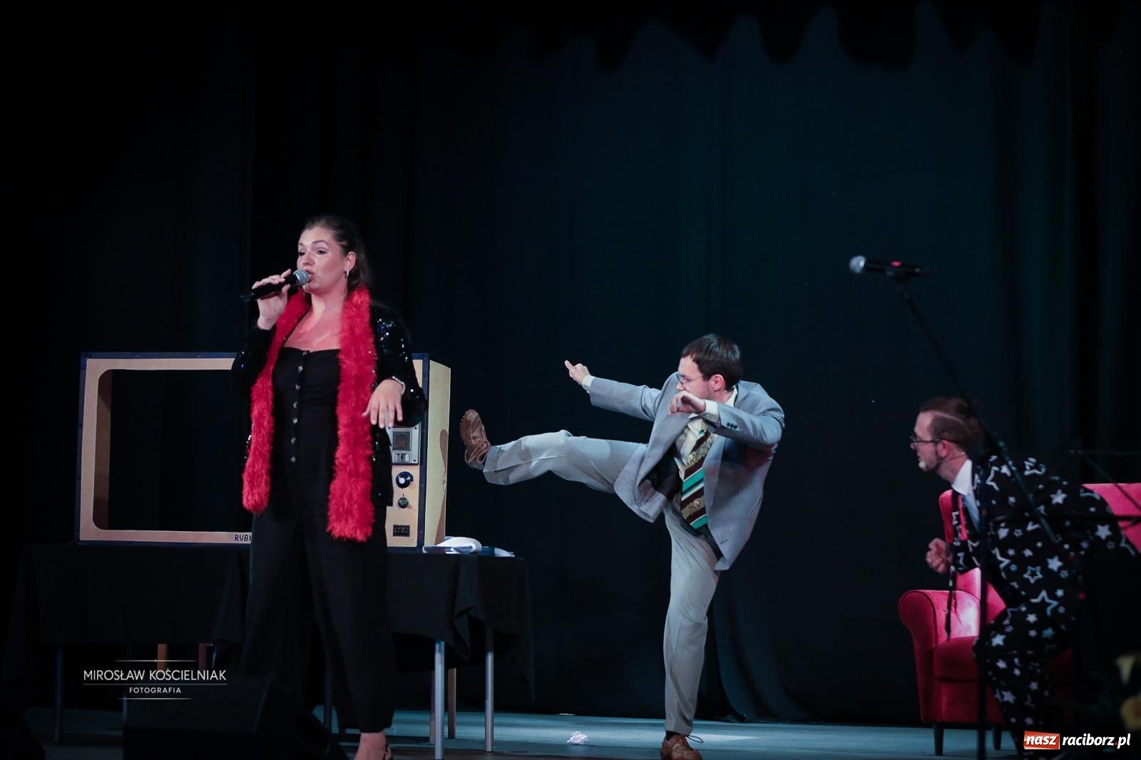 Zdjęcie w galerii na portalu naszraciborz.pl: Benefis Elżbiety i Andrzeja Biskupów w Raciborzu – muzyka, teatr i wspomnienia [FOTO] wiadomości z regionu