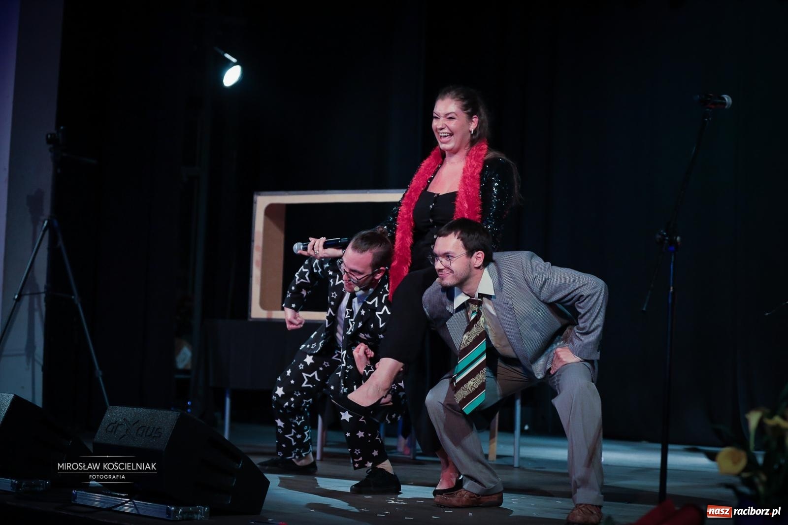 Zdjęcie w galerii na portalu naszraciborz.pl: Benefis Elżbiety i Andrzeja Biskupów w Raciborzu – muzyka, teatr i wspomnienia [FOTO] wiadomości z regionu