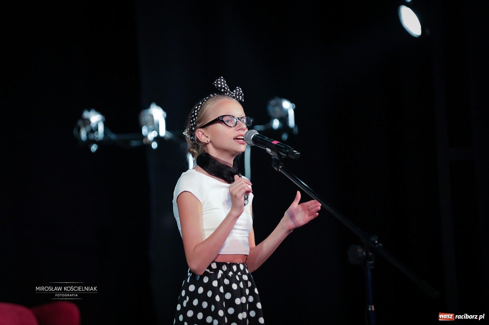 Zdjęcie w galerii na portalu naszraciborz.pl: Benefis Elżbiety i Andrzeja Biskupów w Raciborzu – muzyka, teatr i wspomnienia [FOTO] wiadomości z regionu