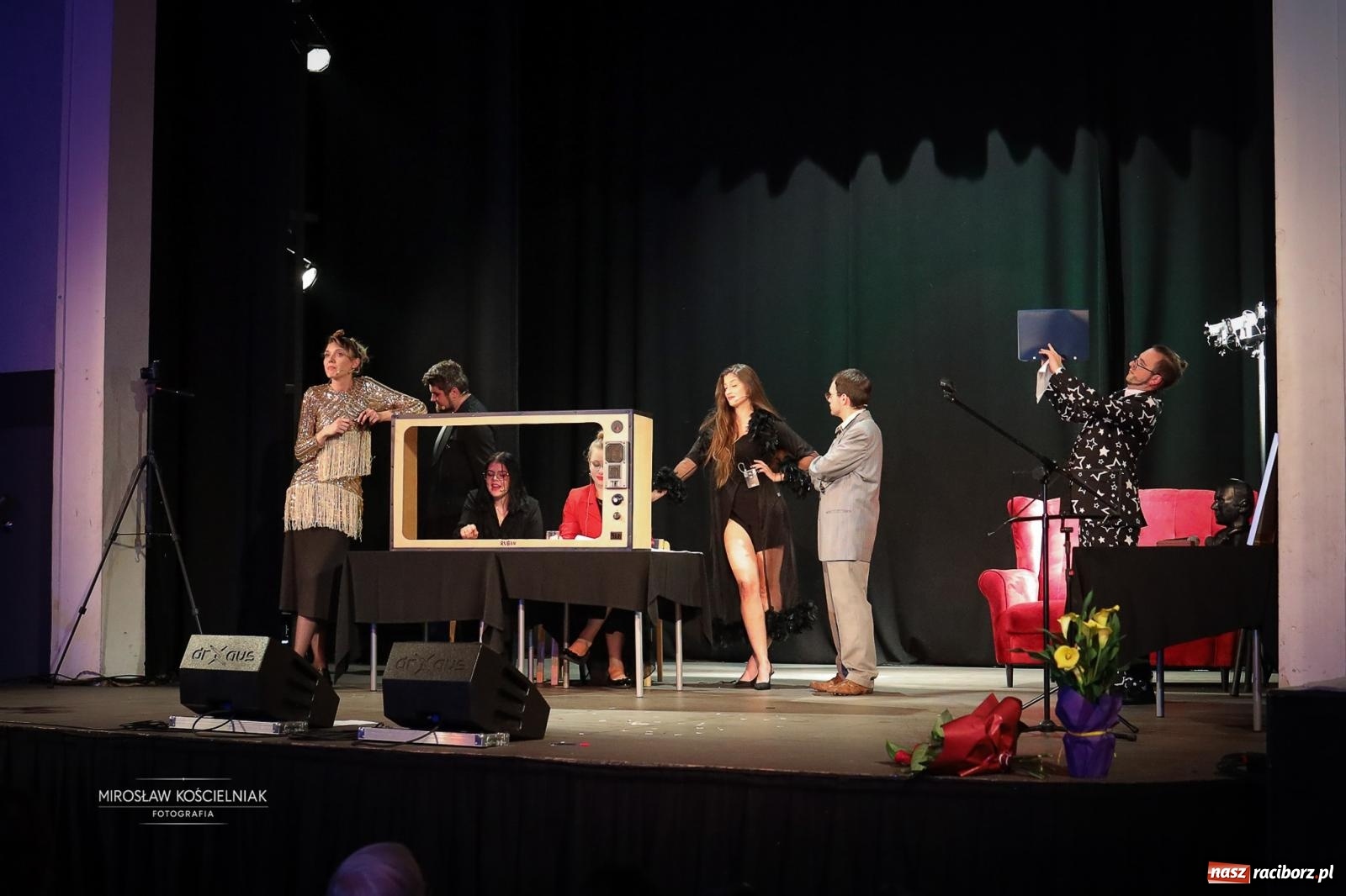 Zdjęcie w galerii na portalu naszraciborz.pl: Benefis Elżbiety i Andrzeja Biskupów w Raciborzu – muzyka, teatr i wspomnienia [FOTO] wiadomości z regionu