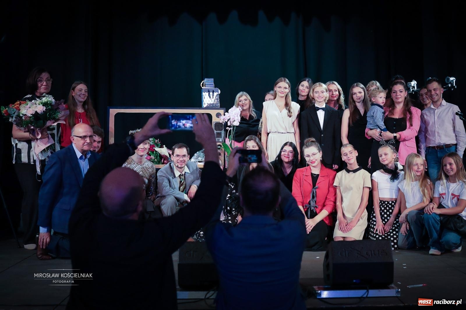 Zdjęcie w galerii na portalu naszraciborz.pl: Benefis Elżbiety i Andrzeja Biskupów w Raciborzu – muzyka, teatr i wspomnienia [FOTO] wiadomości z regionu