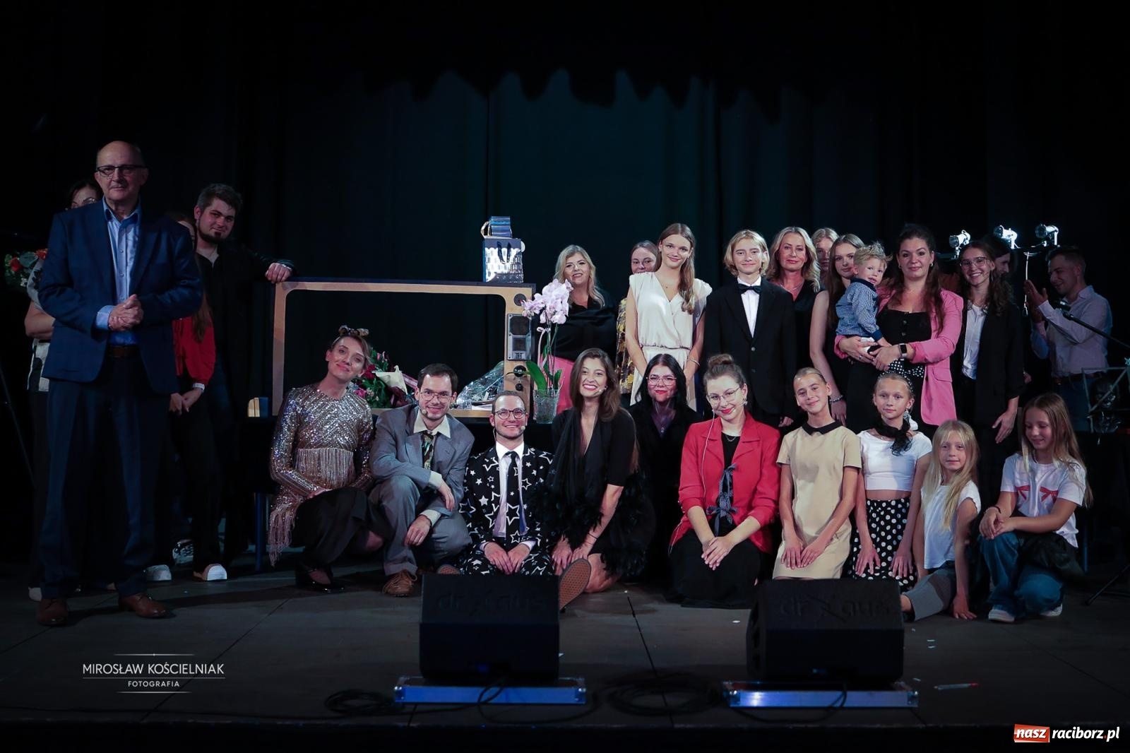 Zdjęcie w galerii na portalu naszraciborz.pl: Benefis Elżbiety i Andrzeja Biskupów w Raciborzu – muzyka, teatr i wspomnienia [FOTO] wiadomości z regionu