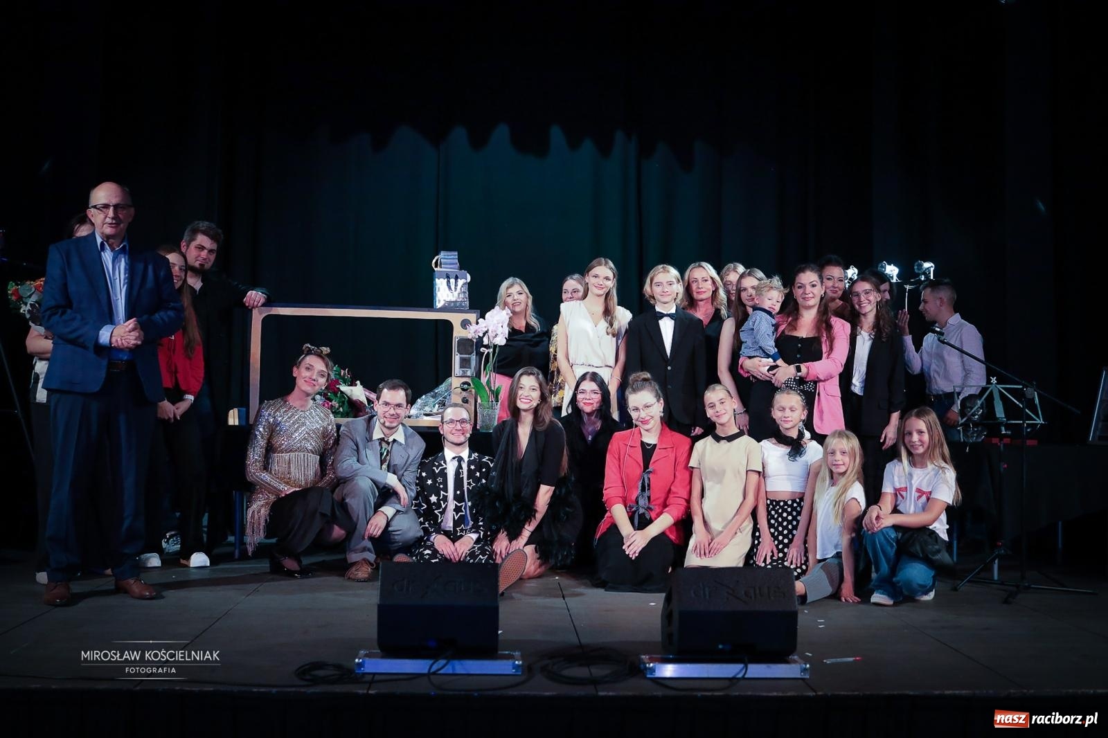 Zdjęcie w galerii na portalu naszraciborz.pl: Benefis Elżbiety i Andrzeja Biskupów w Raciborzu – muzyka, teatr i wspomnienia [FOTO] wiadomości z regionu