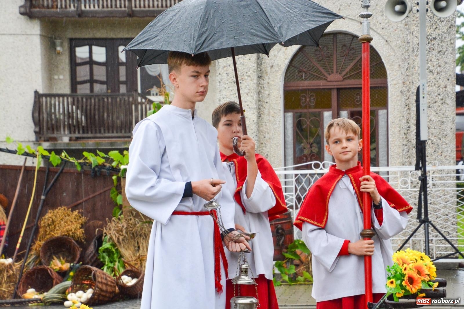 Zdjęcie w galerii na portalu naszraciborz.pl: Dożynki 2025. Tworków nie przestraszył się deszczu [FOTO i WIDEO] wiadomości z regionu
