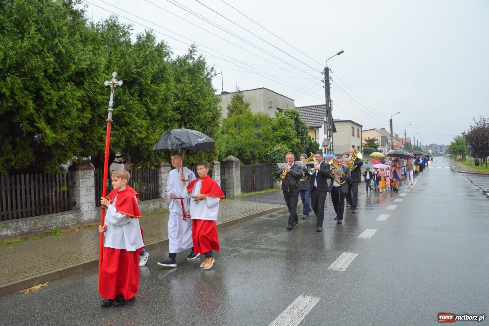 Zdjęcie w galerii na portalu naszraciborz.pl: Dożynki 2025. Tworków nie przestraszył się deszczu [FOTO i WIDEO] wiadomości z regionu