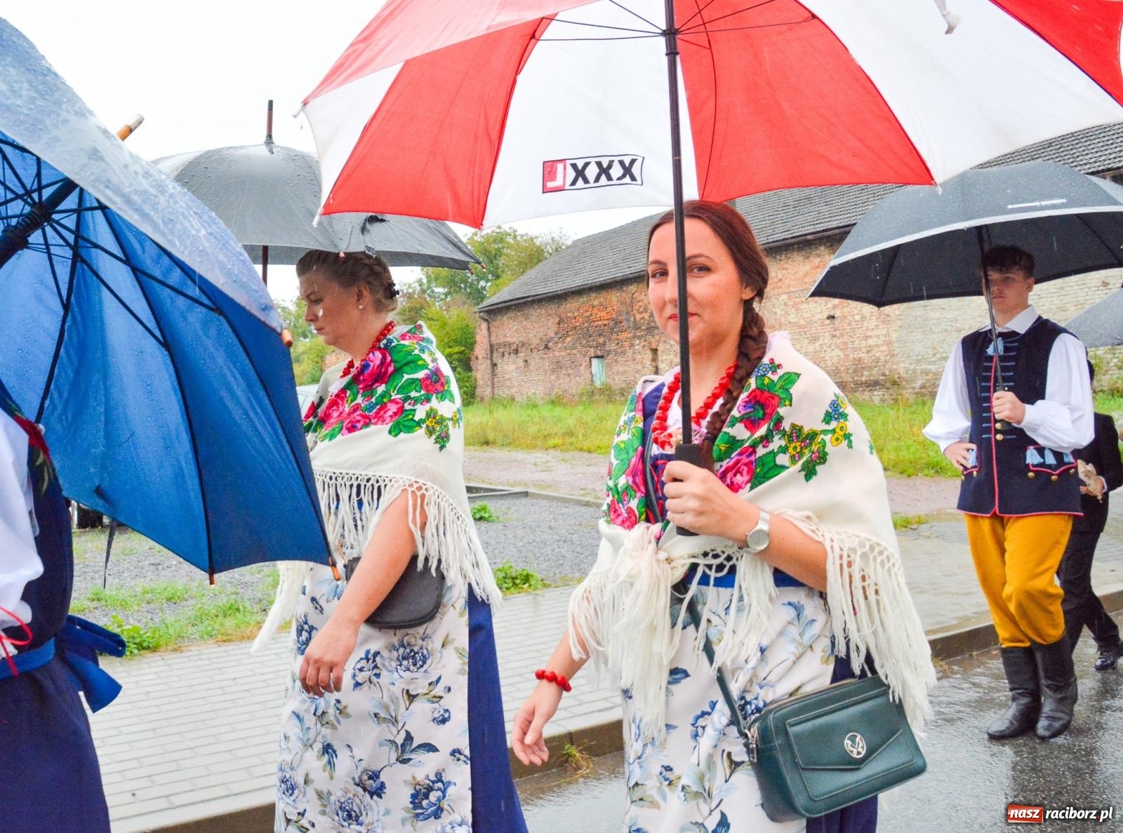 Zdjęcie w galerii na portalu naszraciborz.pl: Dożynki 2025. Tworków nie przestraszył się deszczu [FOTO i WIDEO] wiadomości z regionu