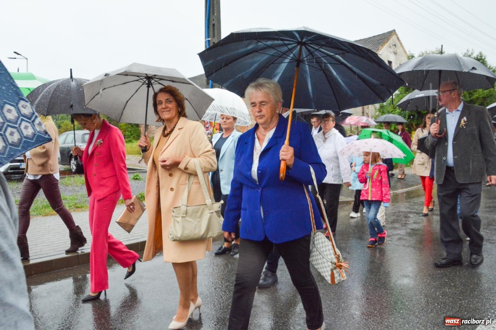 Zdjęcie w galerii na portalu naszraciborz.pl: Dożynki 2025. Tworków nie przestraszył się deszczu [FOTO i WIDEO] wiadomości z regionu