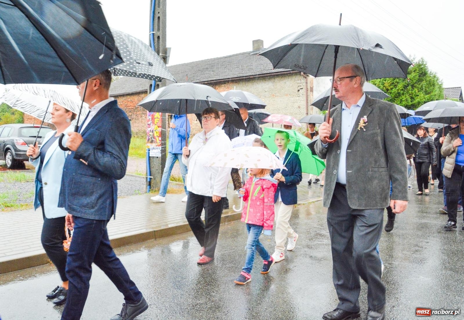 Zdjęcie w galerii na portalu naszraciborz.pl: Dożynki 2025. Tworków nie przestraszył się deszczu [FOTO i WIDEO] wiadomości z regionu
