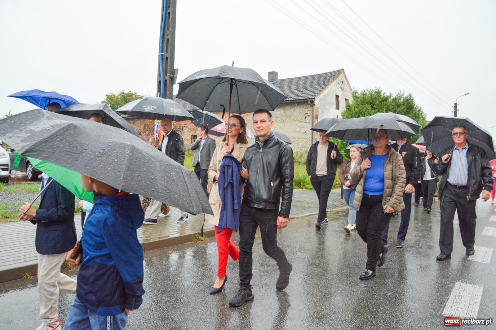 Zdjęcie w galerii na portalu naszraciborz.pl: Dożynki 2025. Tworków nie przestraszył się deszczu [FOTO i WIDEO] wiadomości z regionu