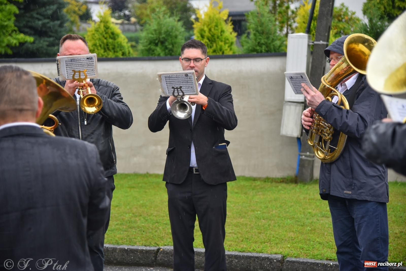 Zdjęcie w galerii na portalu naszraciborz.pl: Dożynki 2025. Tworków nie przestraszył się deszczu [FOTO i WIDEO] wiadomości z regionu
