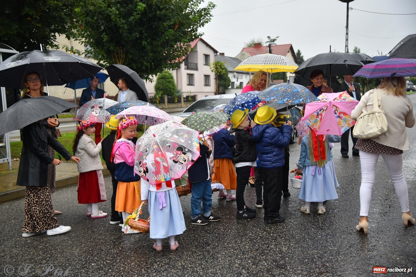 Zdjęcie w galerii na portalu naszraciborz.pl: Dożynki 2025. Tworków nie przestraszył się deszczu [FOTO i WIDEO] wiadomości z regionu