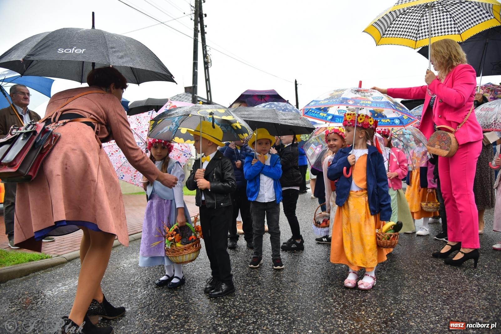 Zdjęcie w galerii na portalu naszraciborz.pl: Dożynki 2025. Tworków nie przestraszył się deszczu [FOTO i WIDEO] wiadomości z regionu