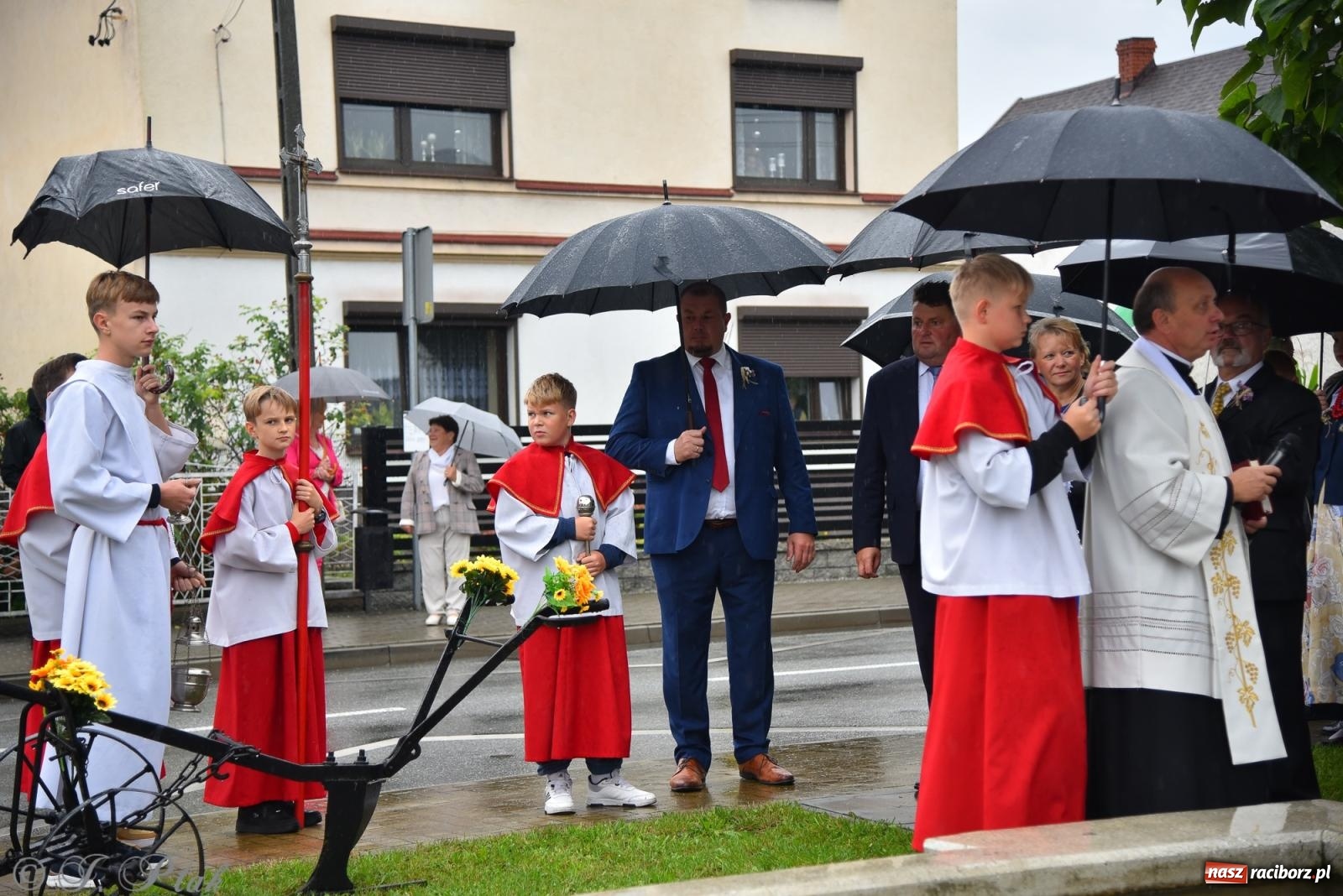 Zdjęcie w galerii na portalu naszraciborz.pl: Dożynki 2025. Tworków nie przestraszył się deszczu [FOTO i WIDEO] wiadomości z regionu