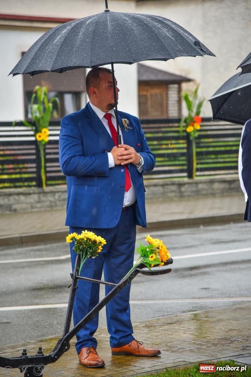 Zdjęcie w galerii na portalu naszraciborz.pl: Dożynki 2025. Tworków nie przestraszył się deszczu [FOTO i WIDEO] wiadomości z regionu