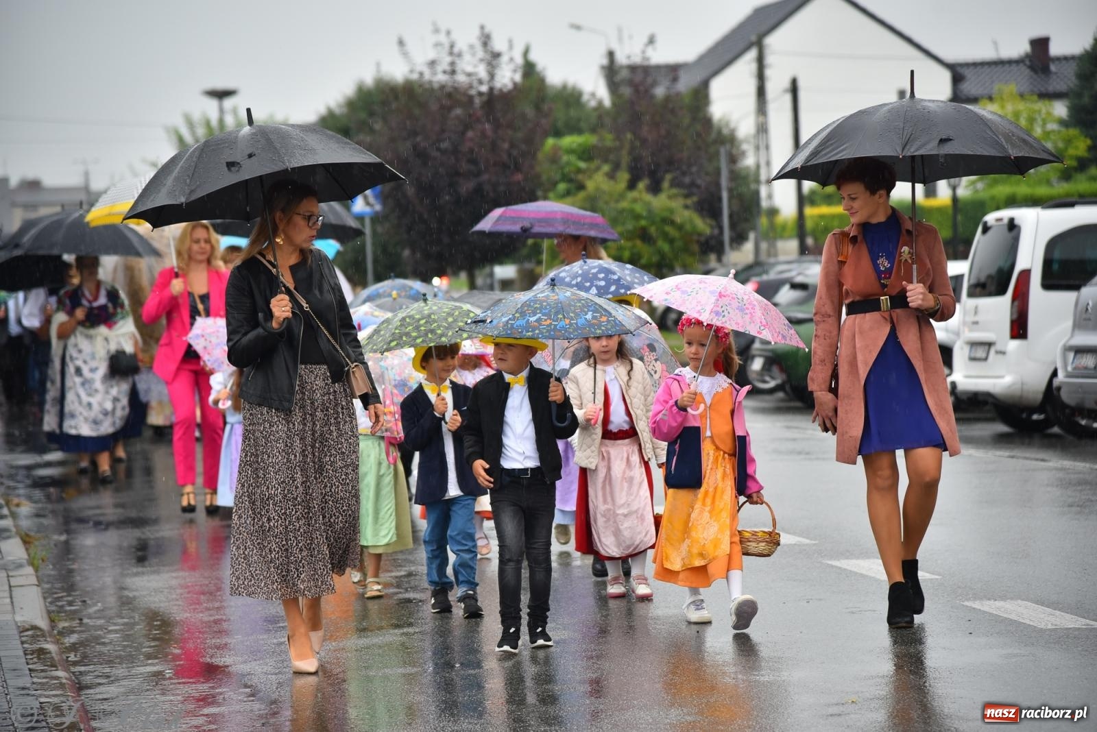 Zdjęcie w galerii na portalu naszraciborz.pl: Dożynki 2025. Tworków nie przestraszył się deszczu [FOTO i WIDEO] wiadomości z regionu