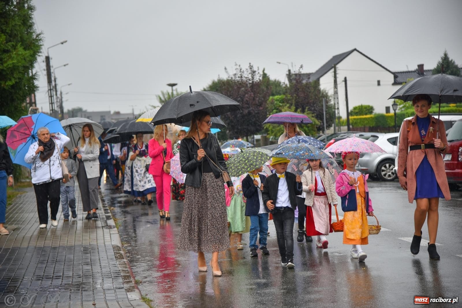Zdjęcie w galerii na portalu naszraciborz.pl: Dożynki 2025. Tworków nie przestraszył się deszczu [FOTO i WIDEO] wiadomości z regionu