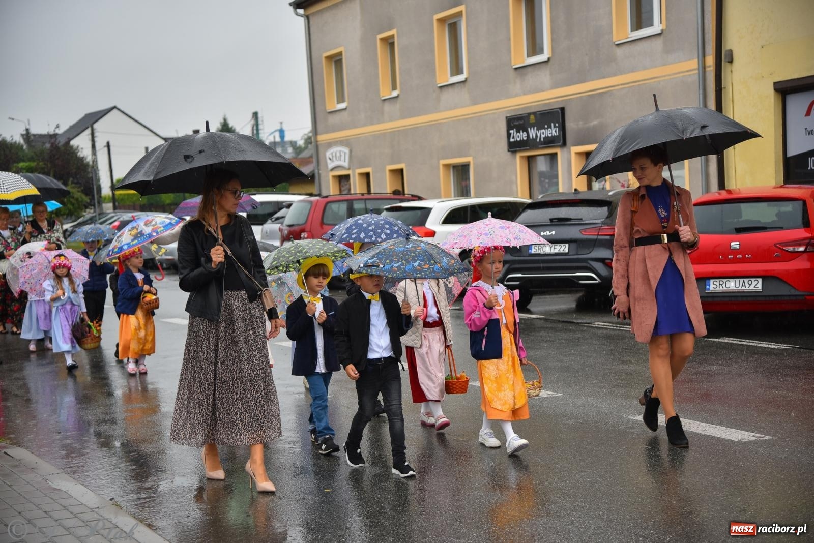 Zdjęcie w galerii na portalu naszraciborz.pl: Dożynki 2025. Tworków nie przestraszył się deszczu [FOTO i WIDEO] wiadomości z regionu