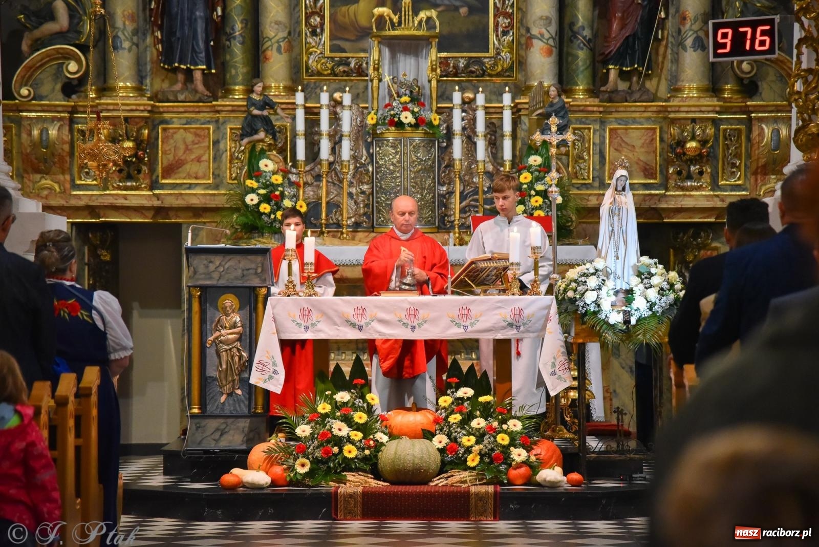 Zdjęcie w galerii na portalu naszraciborz.pl: Dożynki 2025. Tworków nie przestraszył się deszczu [FOTO i WIDEO] wiadomości z regionu