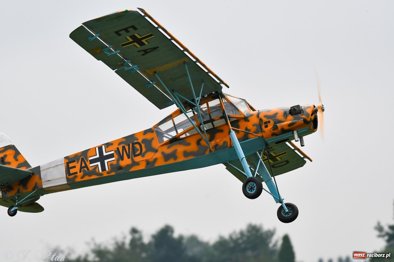 Zdjęcie w galerii na portalu naszraciborz.pl: Pogoda przerwała finał raciborskiego RC Airshow [FOTO] wiadomości z regionu