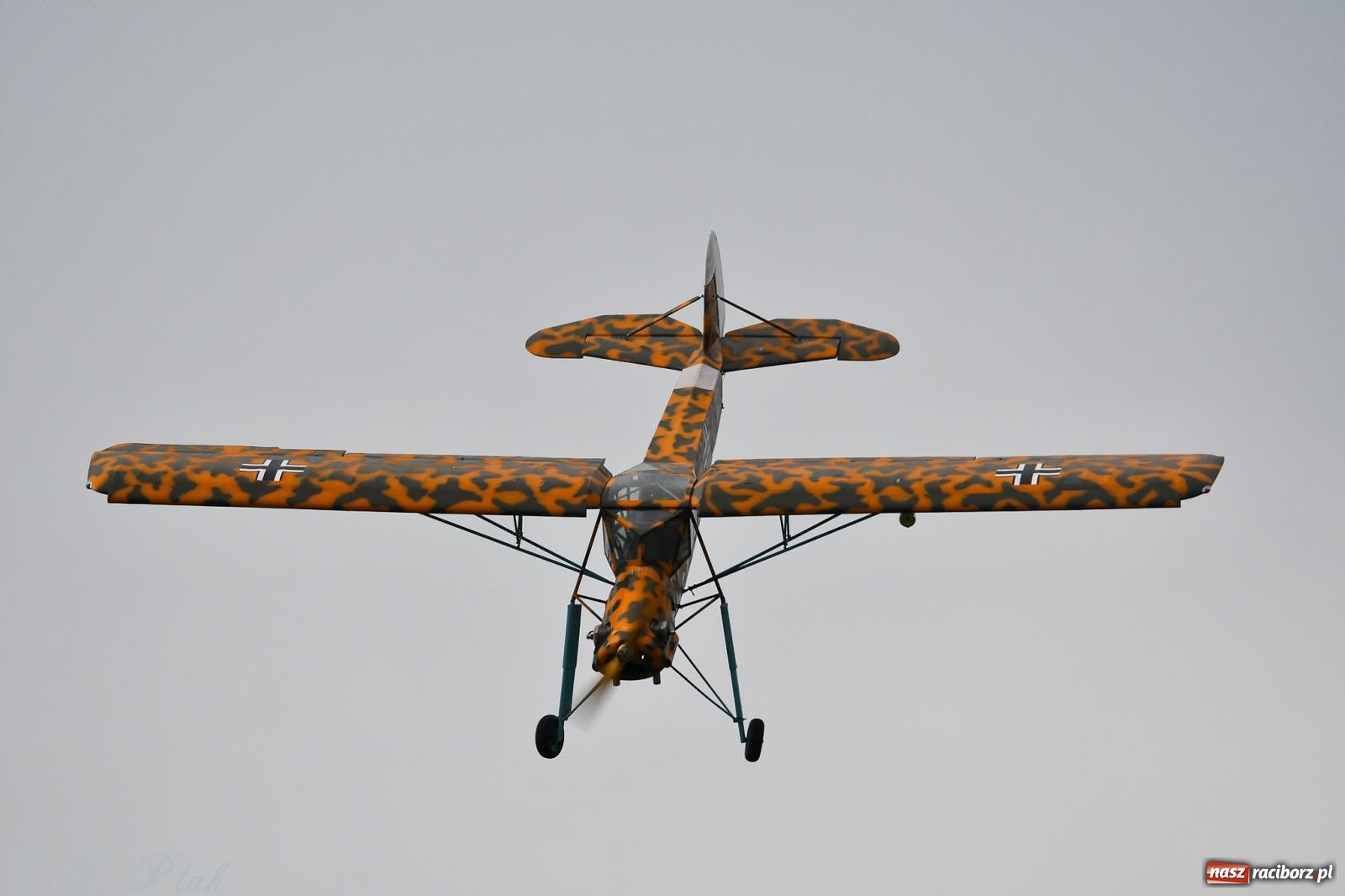 Zdjęcie w galerii na portalu naszraciborz.pl: Pogoda przerwała finał raciborskiego RC Airshow [FOTO] wiadomości z regionu