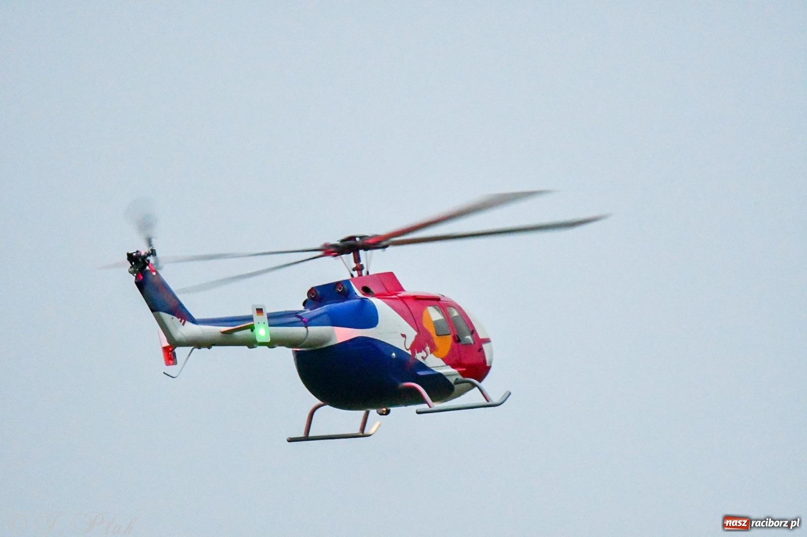 Zdjęcie w galerii na portalu naszraciborz.pl: Pogoda przerwała finał raciborskiego RC Airshow [FOTO] wiadomości z regionu