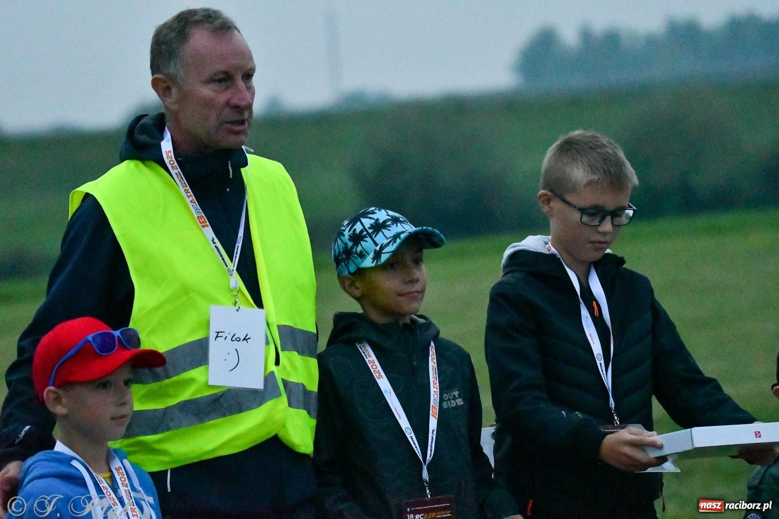 Zdjęcie w galerii na portalu naszraciborz.pl: Pogoda przerwała finał raciborskiego RC Airshow [FOTO] wiadomości z regionu