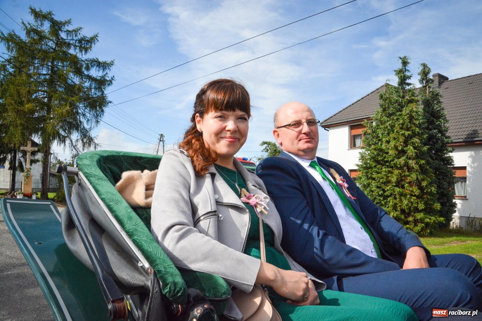 Zdjęcie w galerii na portalu naszraciborz.pl: Pogrzebień gospodarzem dożynek gminnych. Jeden z największych korowodów w powiecie [FOTO i WIDEO] wiadomości z regionu
