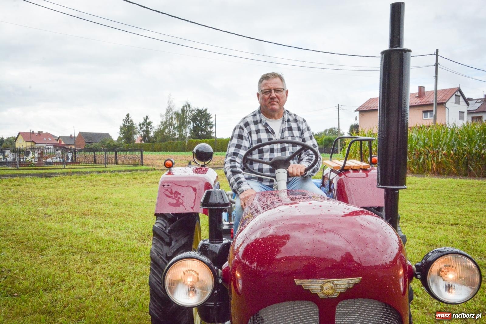 Zdjęcie w galerii na portalu naszraciborz.pl: Samborowice na bursztynowym szlaku. Dożynki 2025 pełne humoru i tradycji [FOTO i WIDEO] wiadomości z regionu