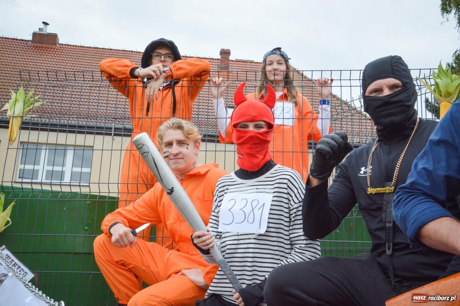 Zdjęcie w galerii na portalu naszraciborz.pl: Samborowice na bursztynowym szlaku. Dożynki 2025 pełne humoru i tradycji [FOTO i WIDEO] wiadomości z regionu