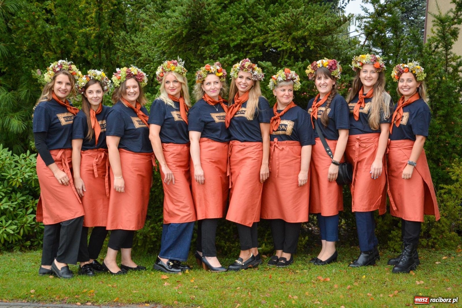 Zdjęcie w galerii na portalu naszraciborz.pl: Samborowice na bursztynowym szlaku. Dożynki 2025 pełne humoru i tradycji [FOTO i WIDEO] wiadomości z regionu