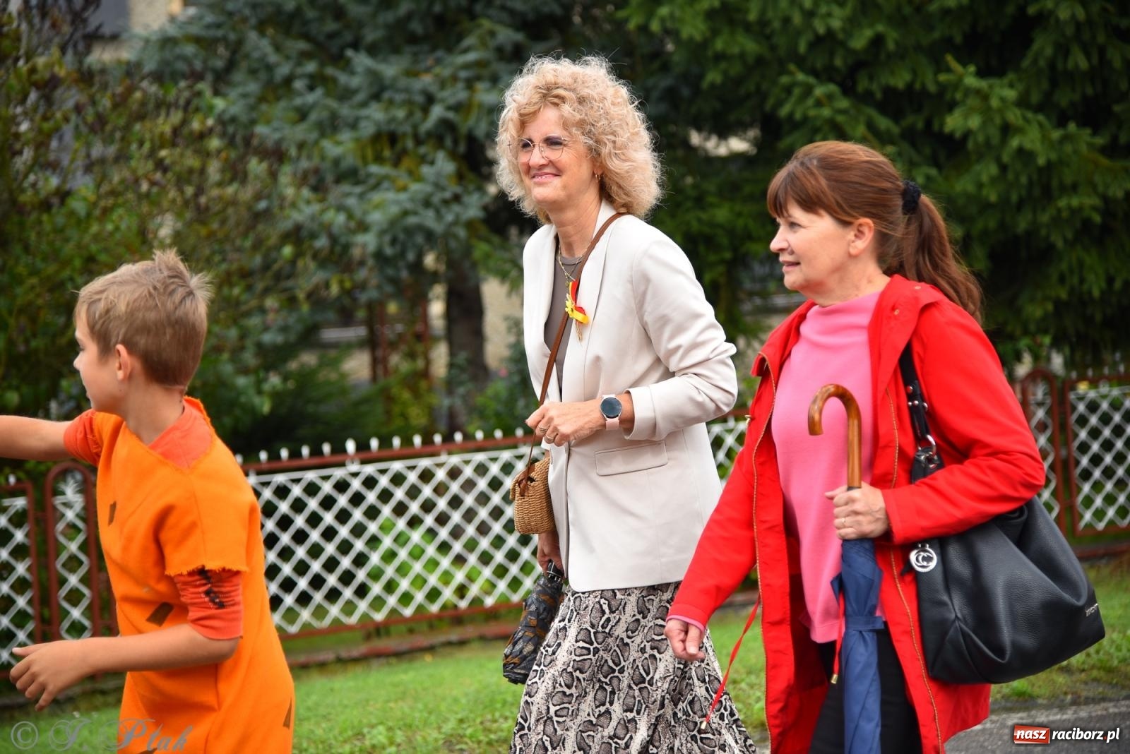 Zdjęcie w galerii na portalu naszraciborz.pl: Samborowice na bursztynowym szlaku. Dożynki 2025 pełne humoru i tradycji [FOTO i WIDEO] wiadomości z regionu