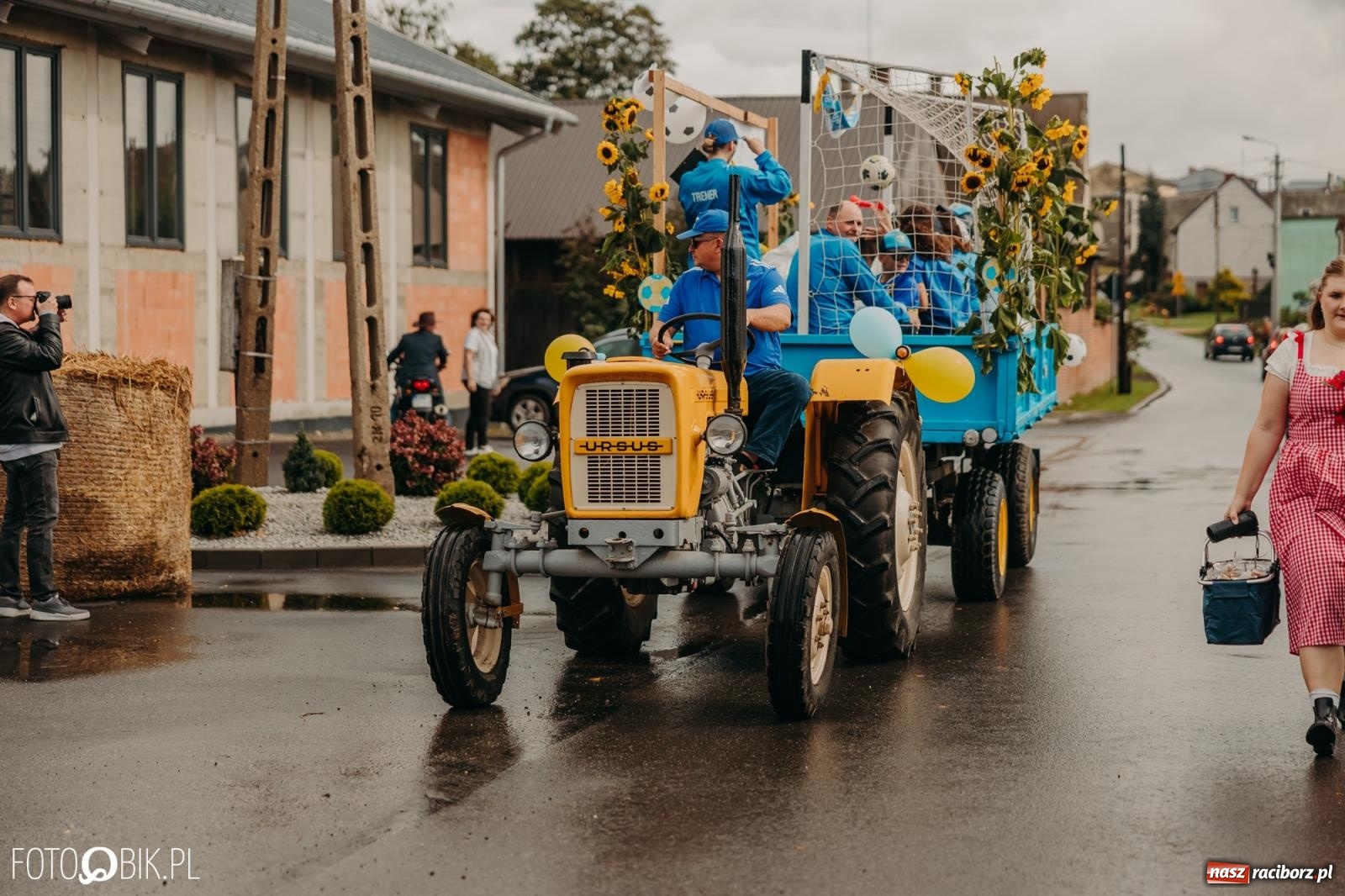 Zdjęcie w galerii na portalu naszraciborz.pl: Gamów zachwyca starą motoryzacją podczas dożynek [FOTO i WIDEO] wiadomości z regionu