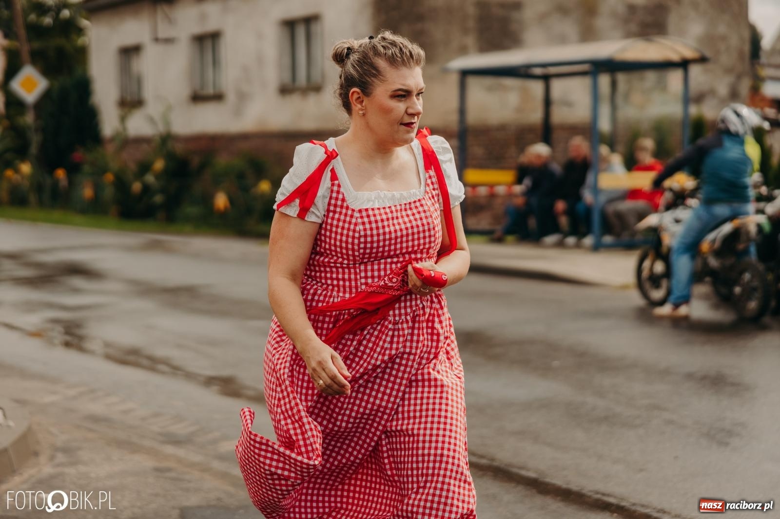 Zdjęcie w galerii na portalu naszraciborz.pl: Gamów zachwyca starą motoryzacją podczas dożynek [FOTO i WIDEO] wiadomości z regionu