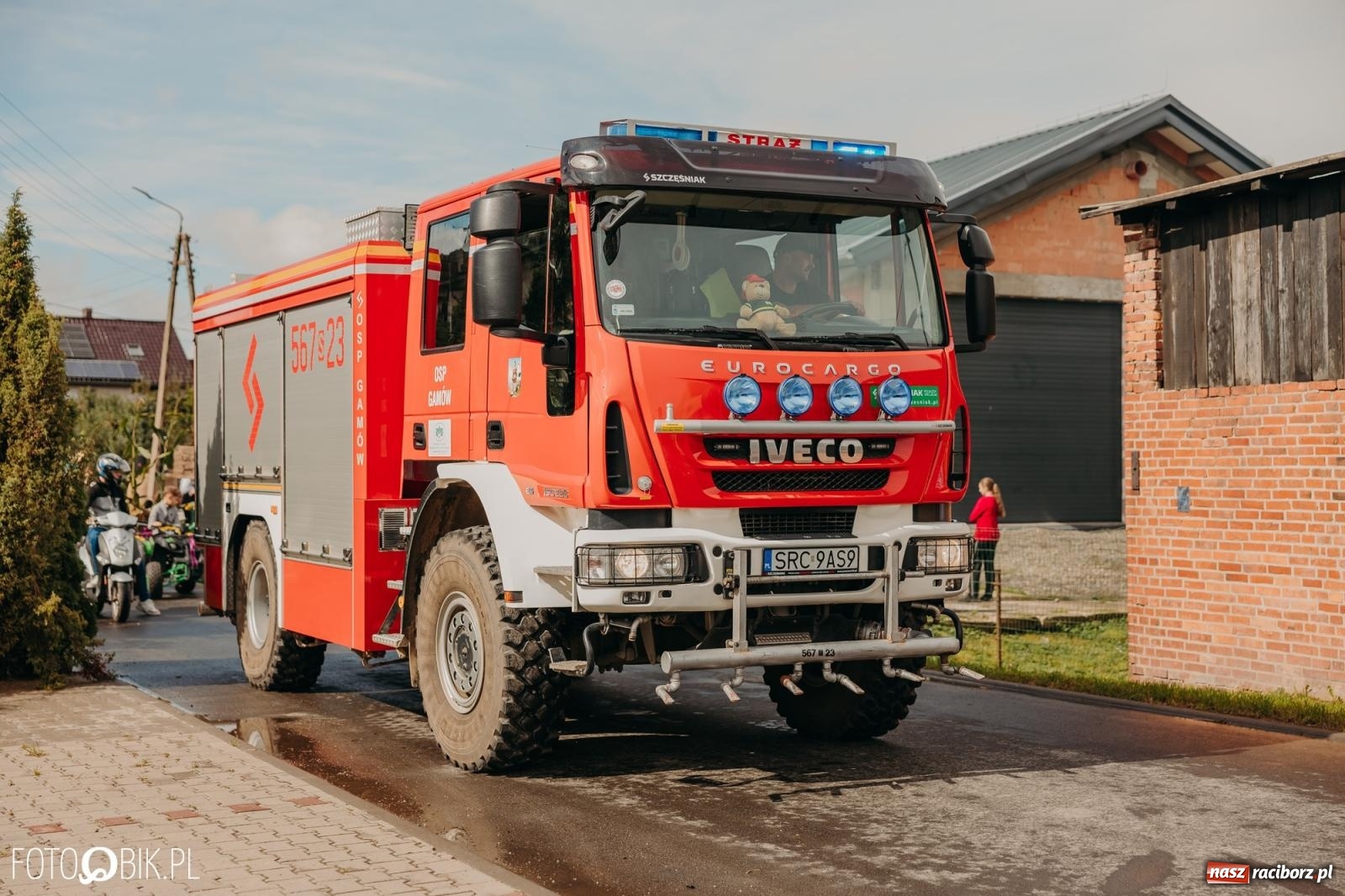 Zdjęcie w galerii na portalu naszraciborz.pl: Gamów zachwyca starą motoryzacją podczas dożynek [FOTO i WIDEO] wiadomości z regionu