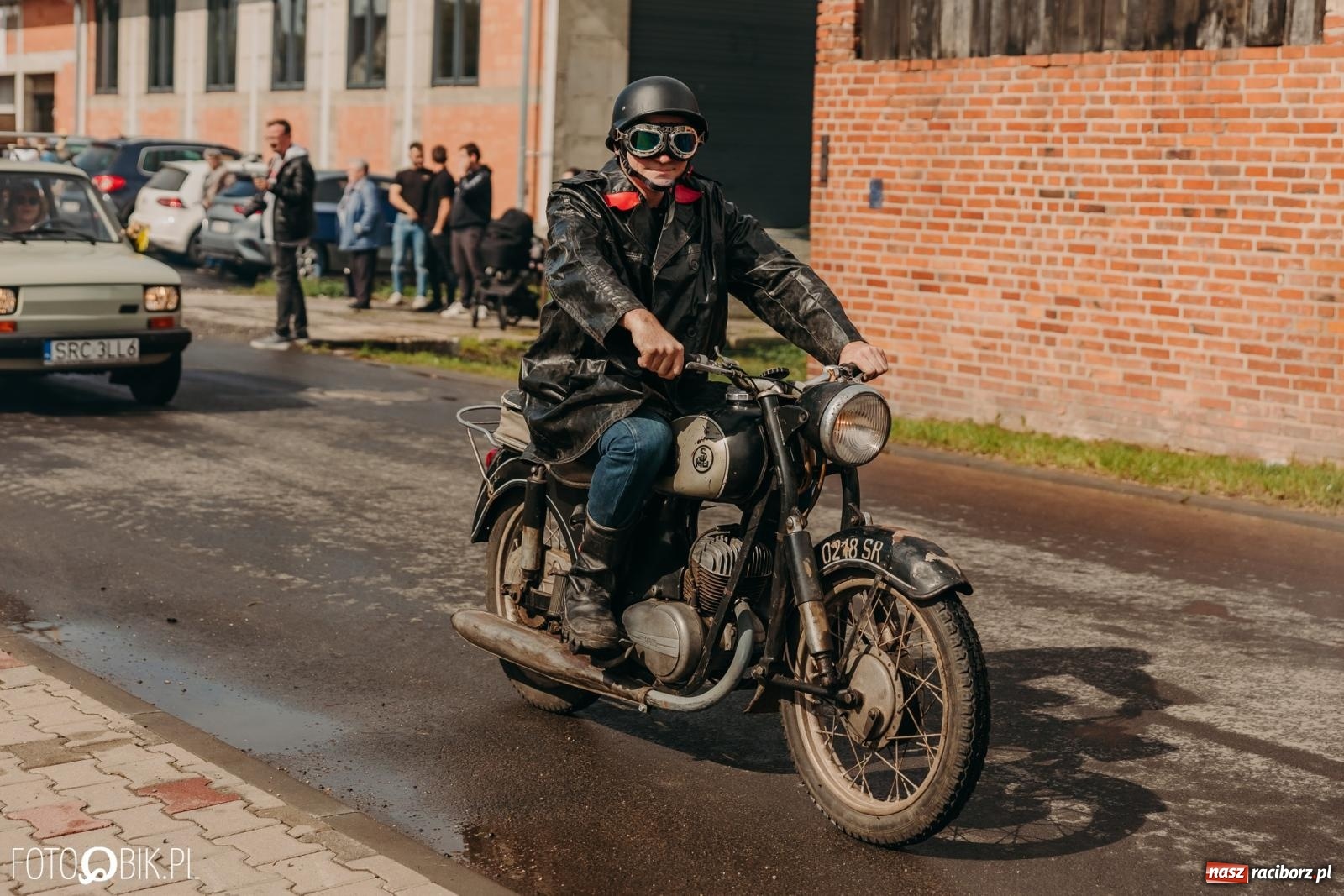 Zdjęcie w galerii na portalu naszraciborz.pl: Gamów zachwyca starą motoryzacją podczas dożynek [FOTO i WIDEO] wiadomości z regionu