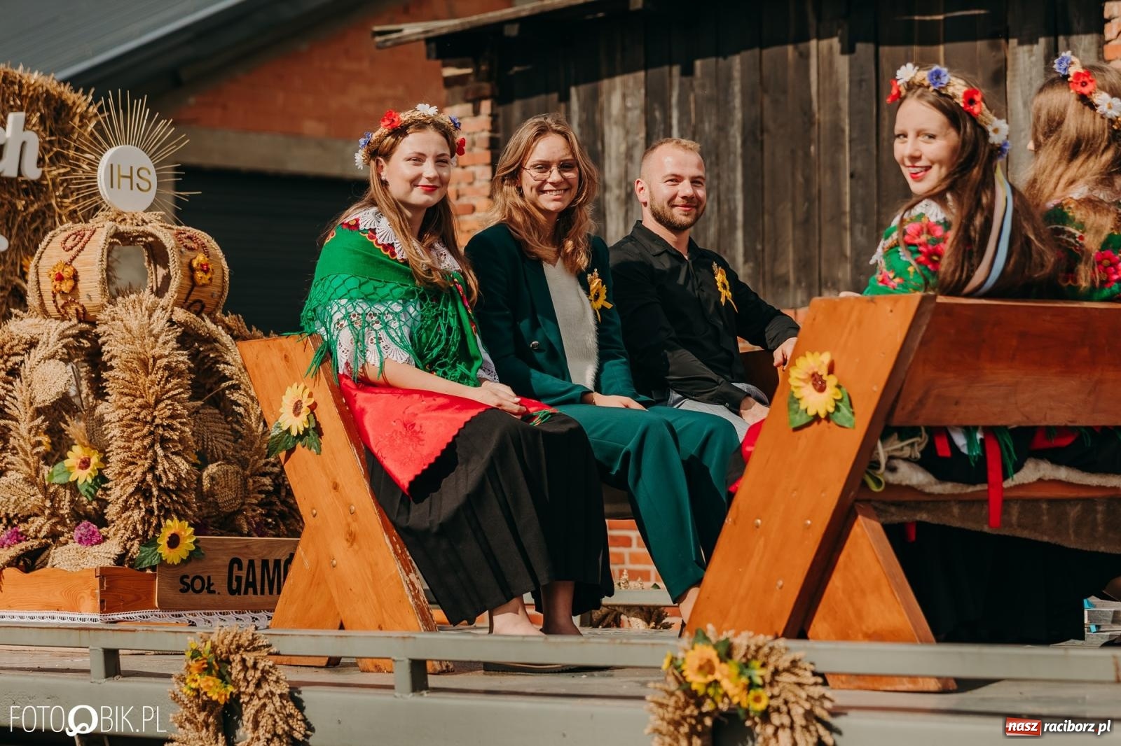 Zdjęcie w galerii na portalu naszraciborz.pl: Gamów zachwyca starą motoryzacją podczas dożynek [FOTO i WIDEO] wiadomości z regionu