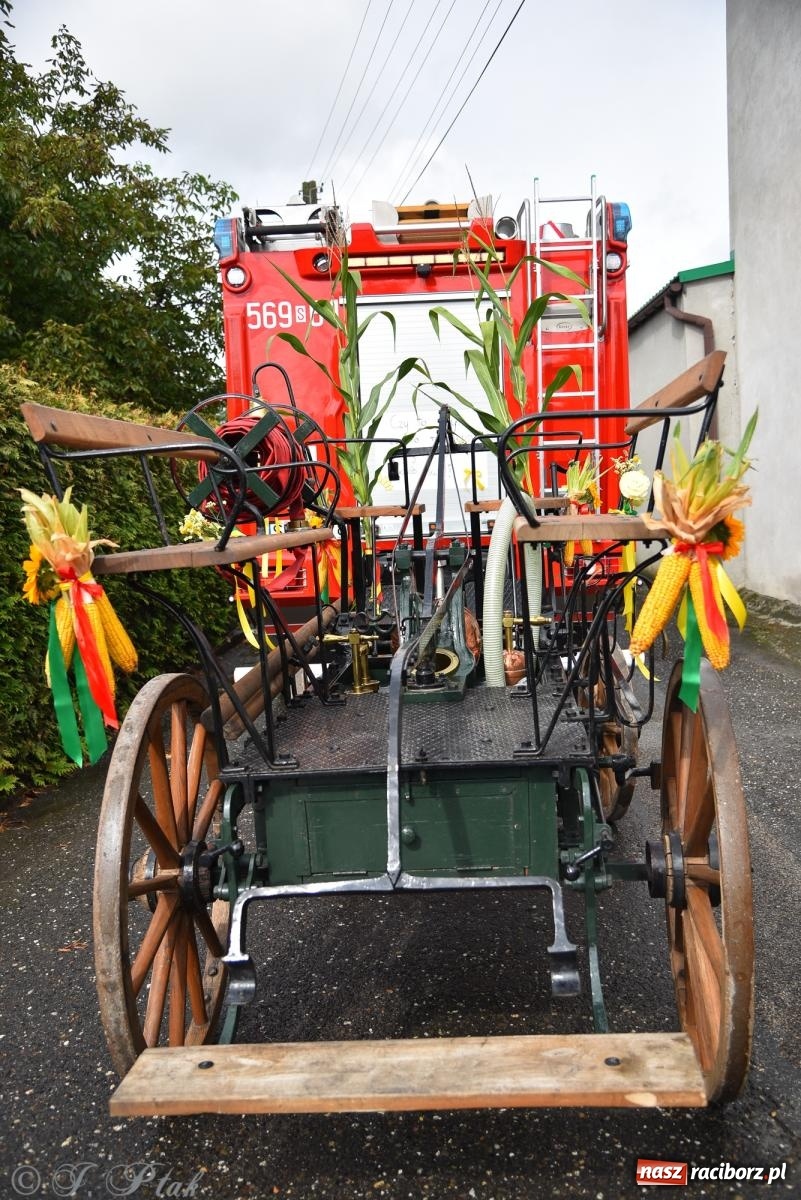 Zdjęcie w galerii na portalu naszraciborz.pl: Dożynkowy korowód wrócił do Zabełkowa [FOTO i WIDEO] wiadomości z regionu