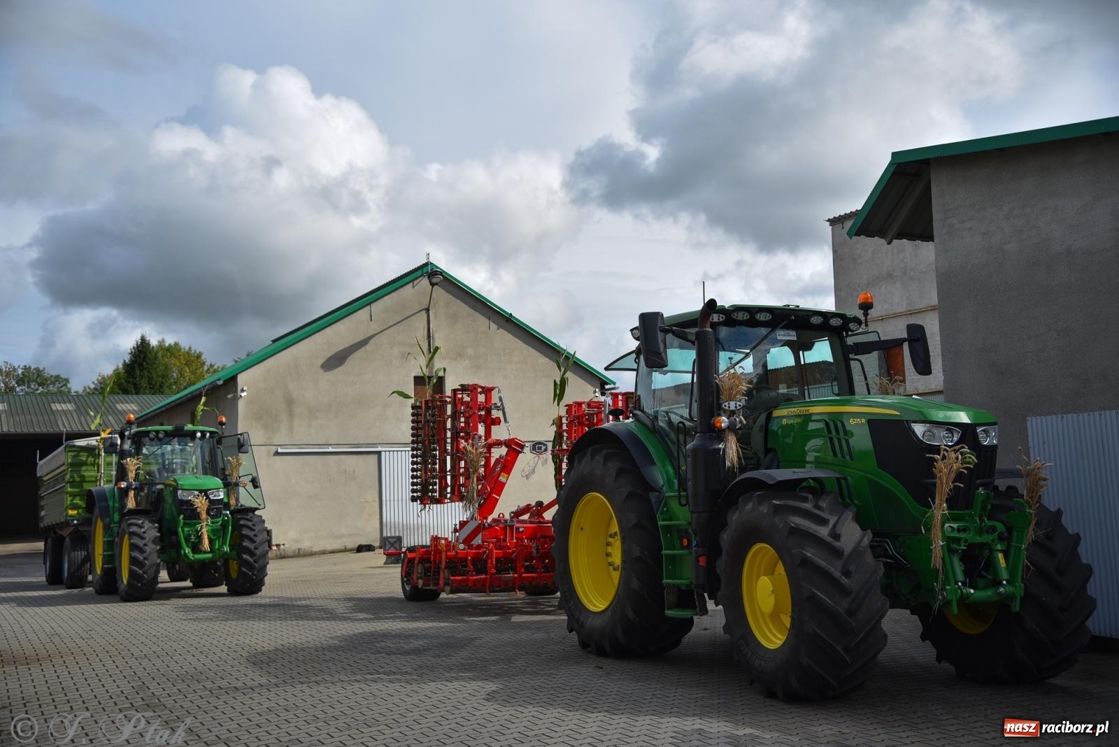 Zdjęcie w galerii na portalu naszraciborz.pl: Dożynkowy korowód wrócił do Zabełkowa [FOTO i WIDEO] wiadomości z regionu