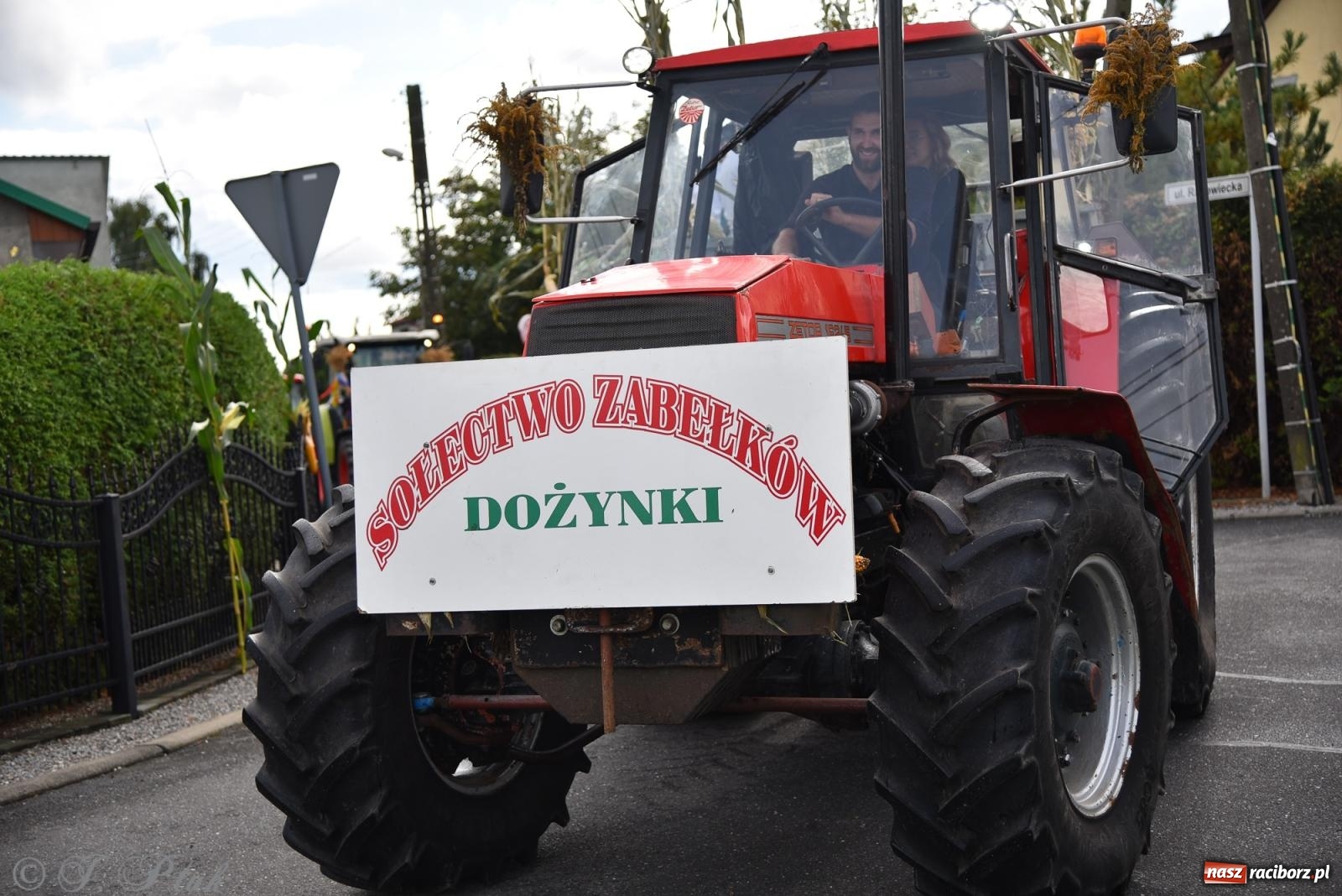 Zdjęcie w galerii na portalu naszraciborz.pl: Dożynkowy korowód wrócił do Zabełkowa [FOTO i WIDEO] wiadomości z regionu
