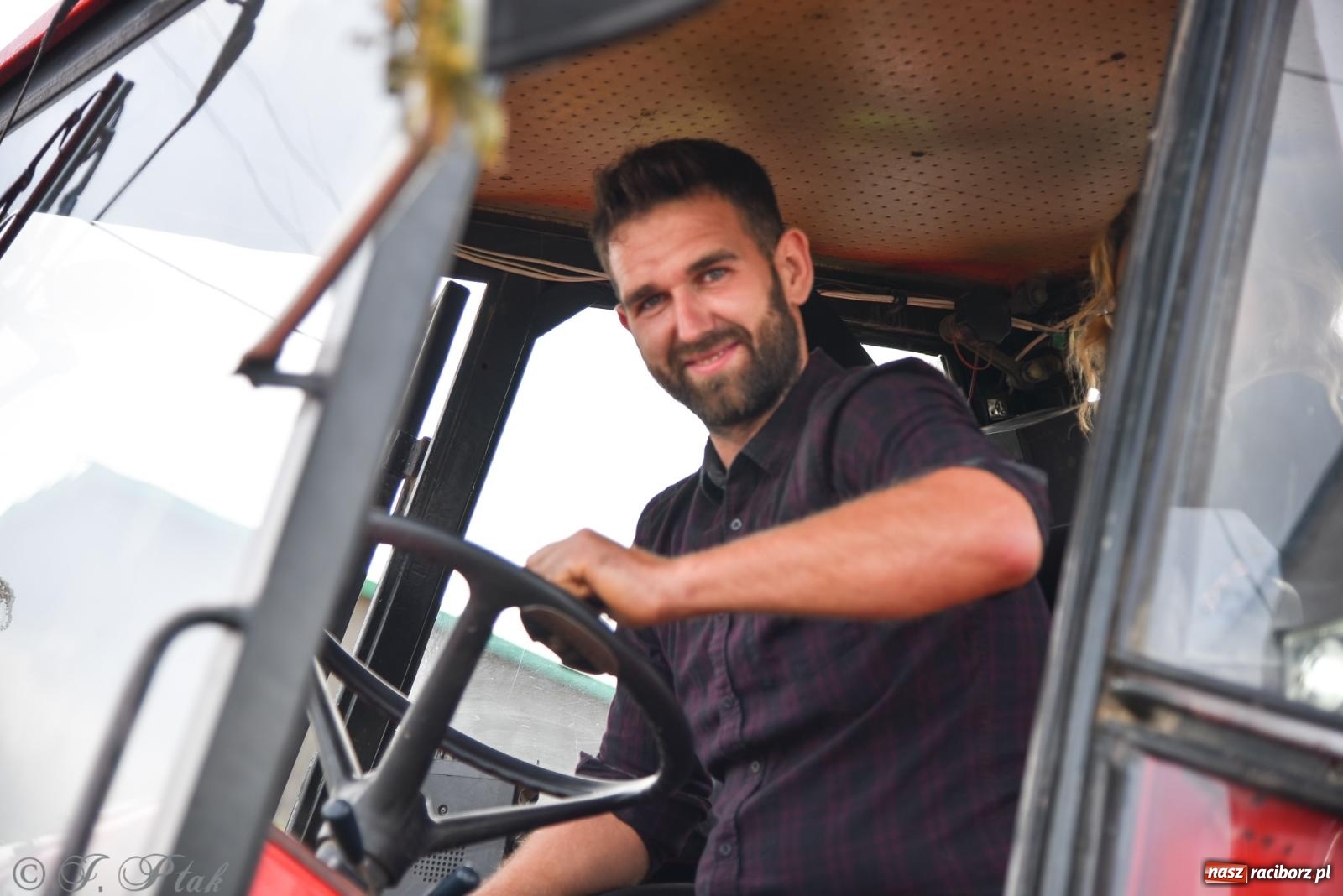 Zdjęcie w galerii na portalu naszraciborz.pl: Dożynkowy korowód wrócił do Zabełkowa [FOTO i WIDEO] wiadomości z regionu